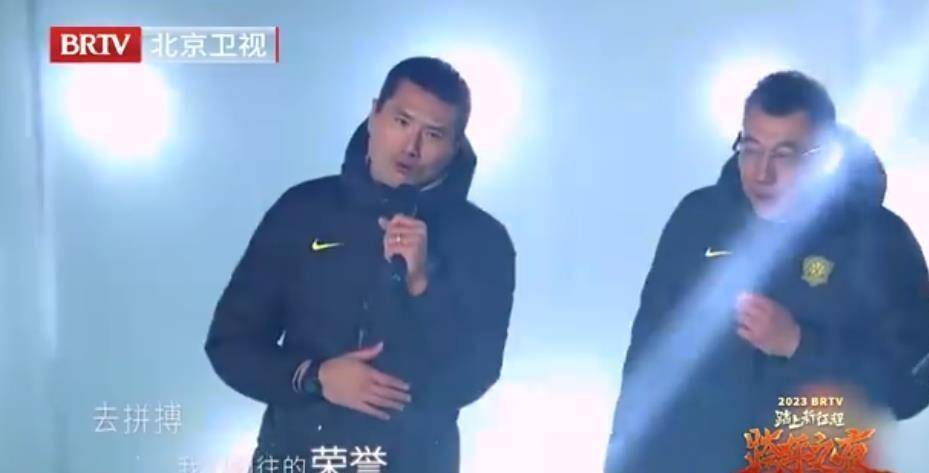  穆古鲁扎迎来三赛季高光表现，RNG球迷沸腾！